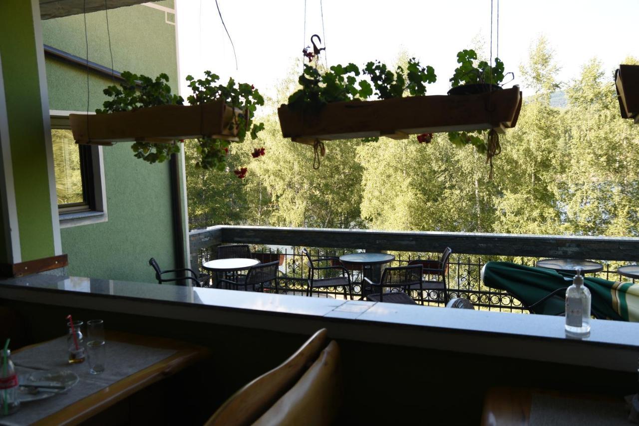 MM Narcis Bed and Breakfast Vlasina Rid Exterior foto