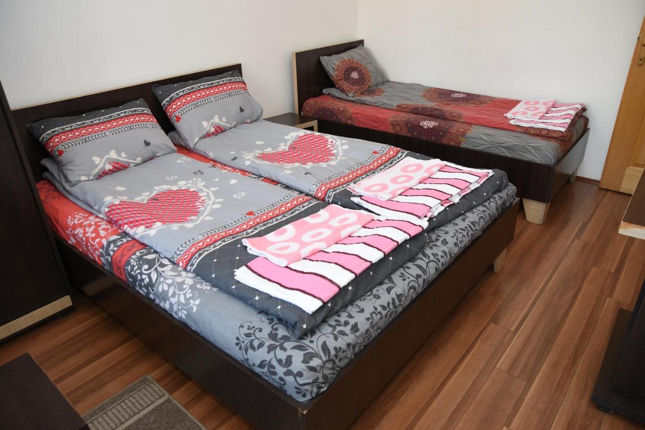 MM Narcis Bed and Breakfast Vlasina Rid Exterior foto