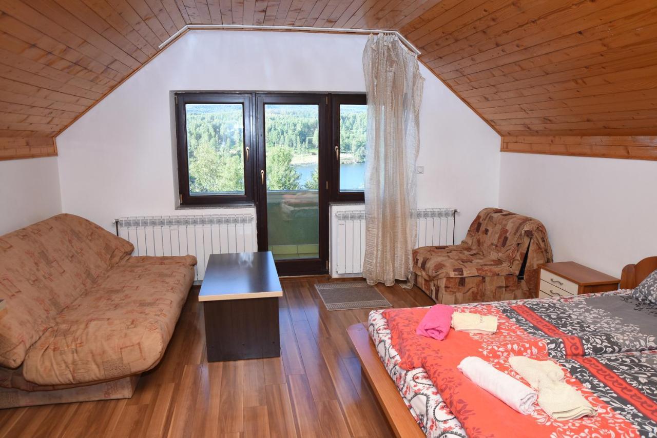 MM Narcis Bed and Breakfast Vlasina Rid Exterior foto