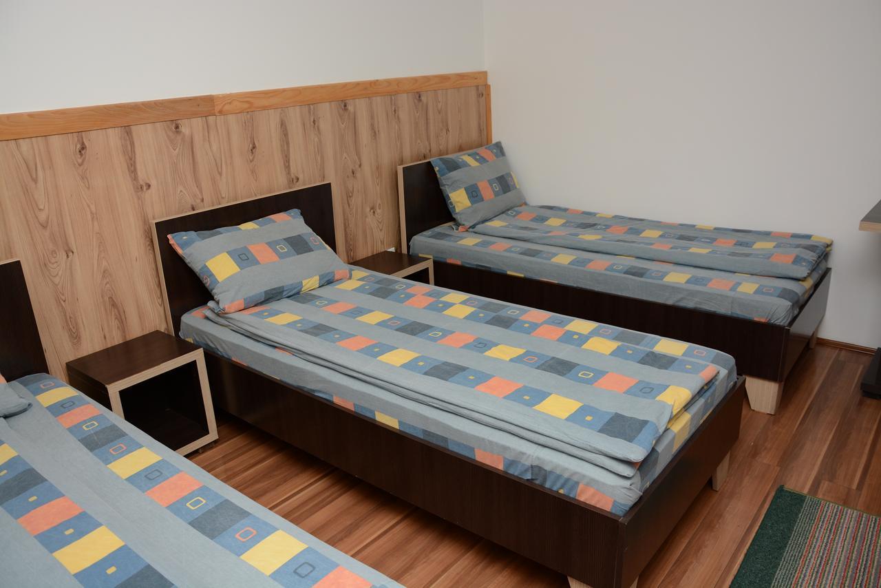 MM Narcis Bed and Breakfast Vlasina Rid Exterior foto