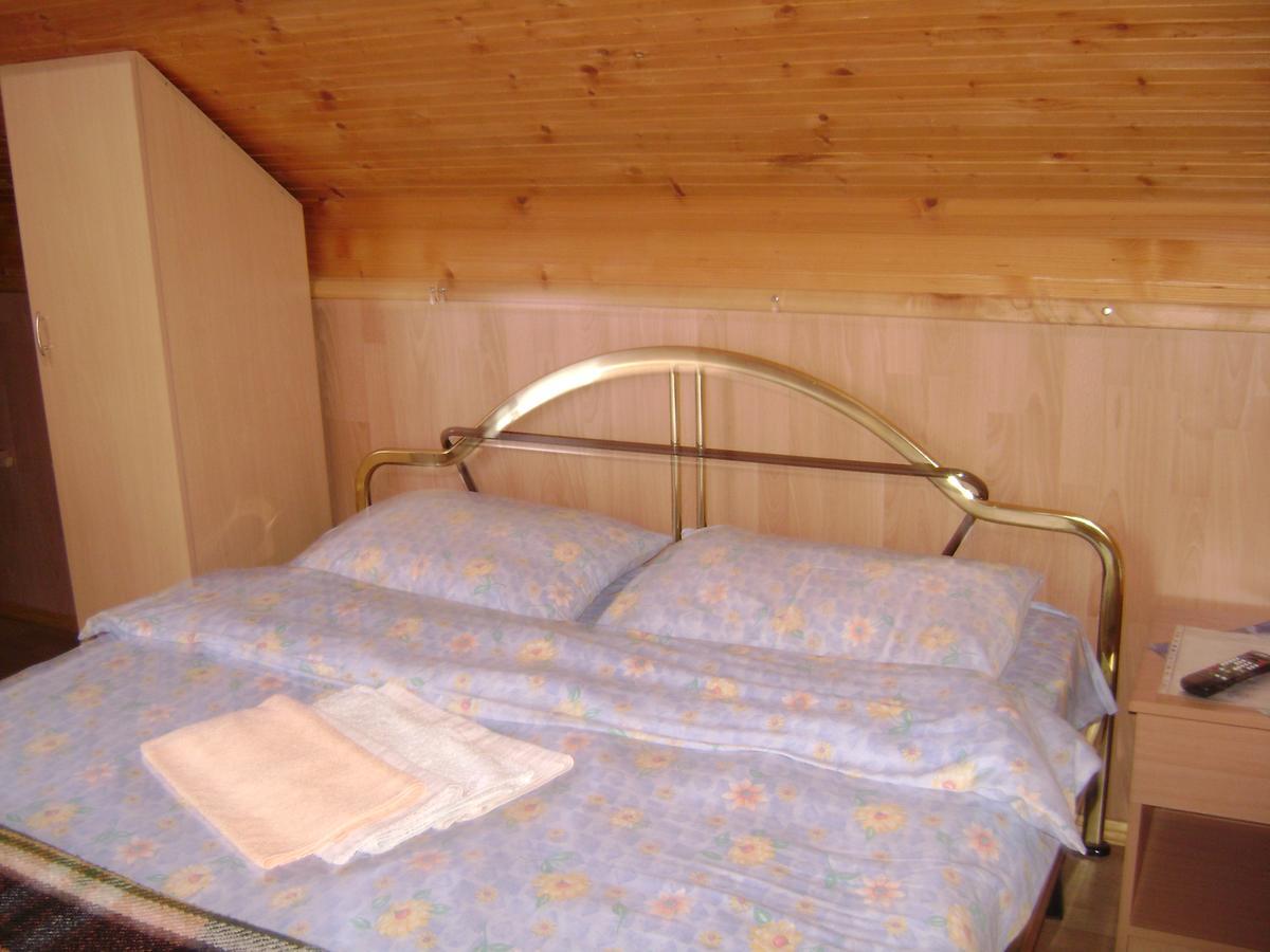 MM Narcis Bed and Breakfast Vlasina Rid Exterior foto
