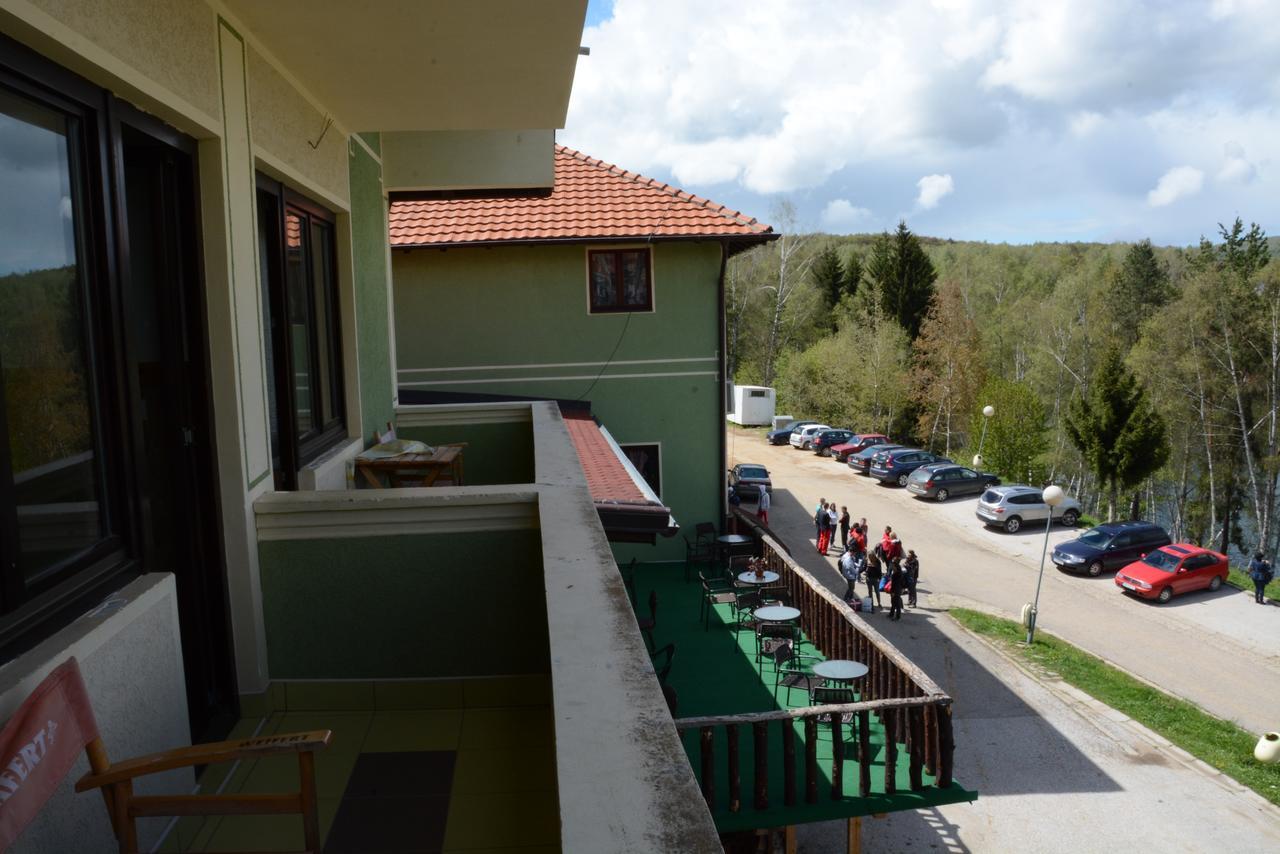 MM Narcis Bed and Breakfast Vlasina Rid Exterior foto